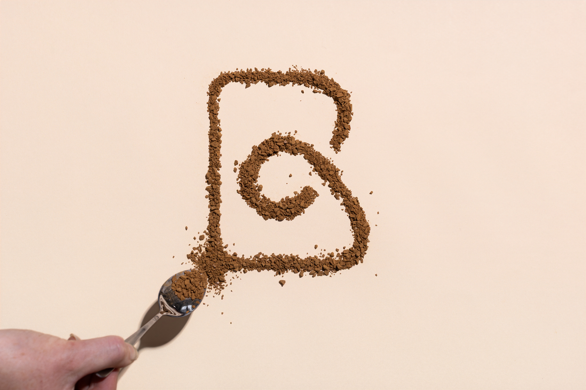 Backkr coffee grounds logo